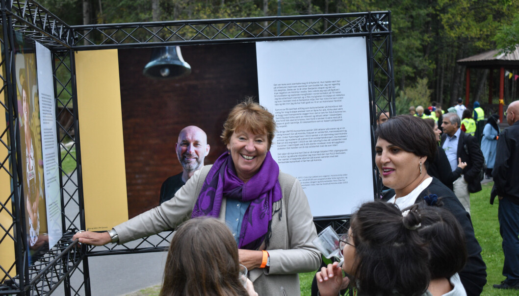 Ordfører Marianne Borgen (SV) åpnet utstillingen #HOMElia. Ordfører Marianne Borgen (SV) åpnet utstillingen #HOMElia.
