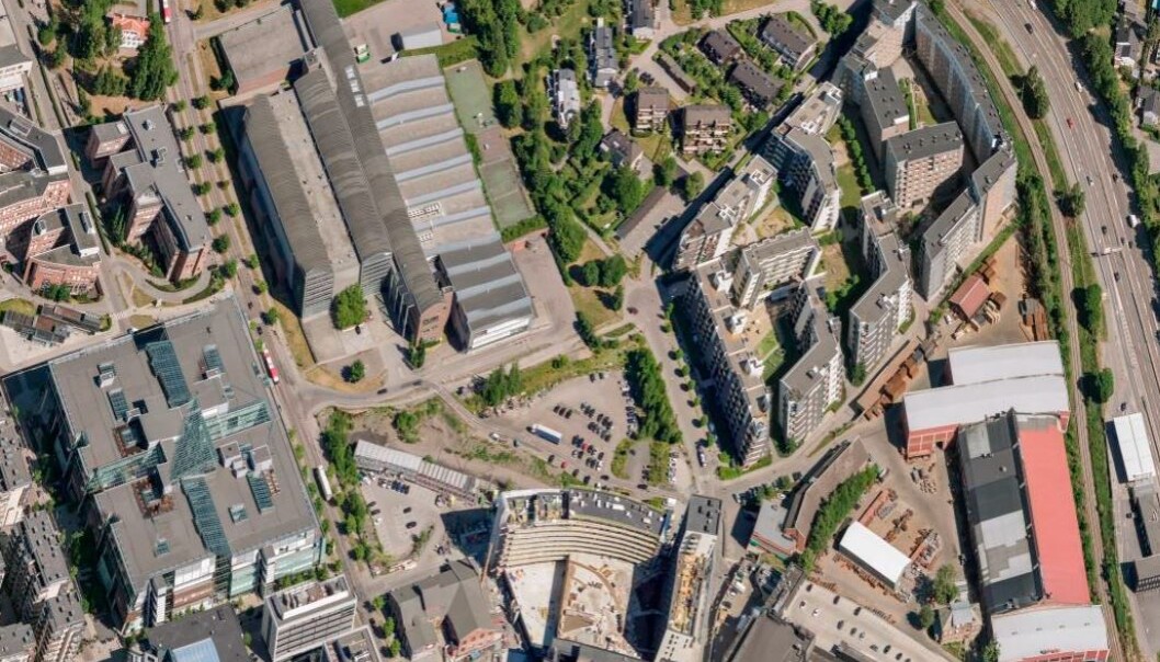 Rundt 10.000 mennesker vil det anslagsvis bo i Nydalen etter hvert. Skal det bli attraktivt å bo der, trengs også grøntområder. Rundt 10.000 mennesker vil det anslagsvis bo i Nydalen etter hvert. Skal det bli attraktivt å bo der, trengs også grøntområder.