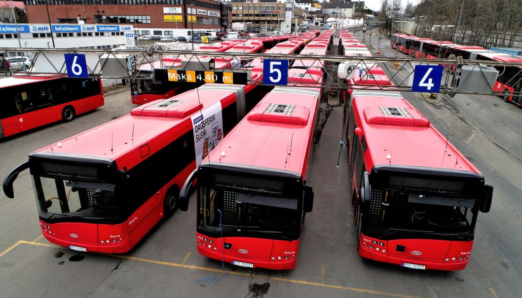 3.800 bussjåfører på Østlandet kan bli tatt ut i streik fra søndag. 3.800 bussjåfører på Østlandet kan bli tatt ut i streik fra søndag.