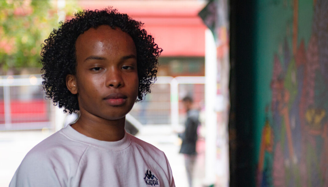 Ifølge Osman har Oslo områder der det er lettere å være seg selv. Hans favorittsted er Grünerløkka. Ifølge Osman har Oslo områder der det er lettere å være seg selv. Hans favorittsted er Grünerløkka.