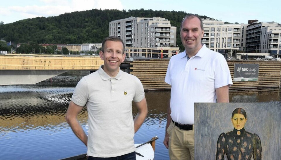 Leder av av navnekomiteen i bydel Gamle Oslo Steinar Heldal (SV) og Sigurd Fredeng (Frp) er godt fornøyd navneforsalget Inger Munchs brygge, om området bak dem. Inger Munch til høyre.