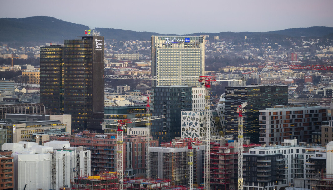 Smittetallet i Oslo stiger igjen etter å ha falt de tre foregående døgnene. Smittetallet i Oslo stiger igjen etter å ha falt de tre foregående døgnene.