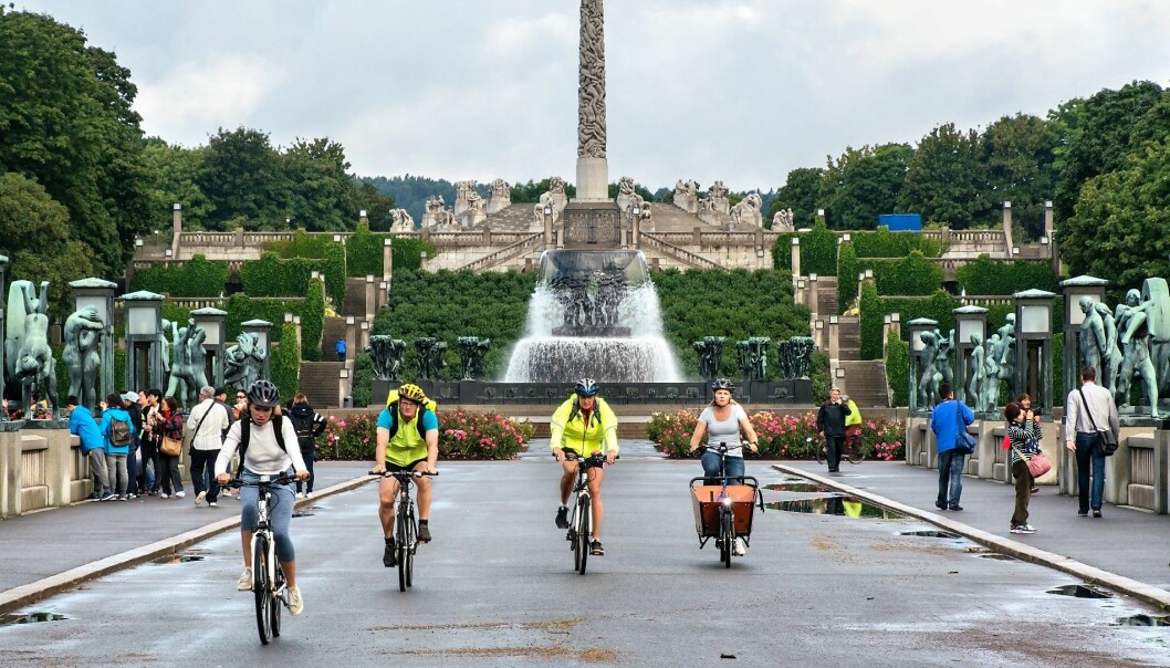 Hva er planen for hvordan syklistene skal komme seg fra bak Frognerparken til Gyldenløves gate? Skal de sykle gjennom parken? spør skribenten.