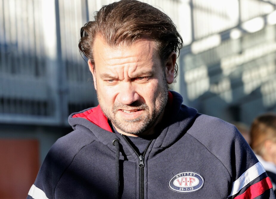 Vålerenga-trener Jack Majgaard Jensen var langt fra fornøyd med seg selv eller laget etter søndagens uavgjortresultat mot Rosenborg.