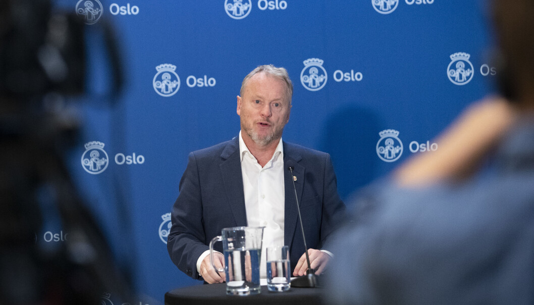 Byrådsleder Raymond Johansen orienterer om koronasituasjonen i Oslo på enn pressekonferanse i Oslo rådhus mandag. Byrådsleder Raymond Johansen orienterer om koronasituasjonen i Oslo på enn pressekonferanse i Oslo rådhus mandag.