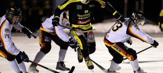 Onsdag neste uke starter eliteserien i bandy. Men mildvær og få baner i Oslo kan gi utfordringer Onsdag neste uke starter eliteserien i bandy. Men mildvær og få baner i Oslo kan gi utfordringer
