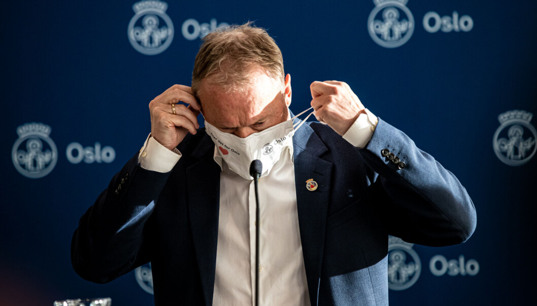 Sjette november innførte byrådsleder Raymond Johansen nye og strengere smitteverntiltak i Oslo på grunn av økende koronasmitte i hovedstaden. Sjette november innførte byrådsleder Raymond Johansen nye og strengere smitteverntiltak i Oslo på grunn av økende koronasmitte i hovedstaden.