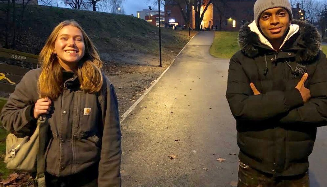 Oda Garnås Paaske går på Fagerborg skole. Sammen med Naif jr. Mohamed, fra Jordal skole, har de laget morsomme og uttrykksfulle informasjonsvideoer om korona for ungdommer. Oda Garnås Paaske går på Fagerborg skole. Sammen med Naif jr. Mohamed, fra Jordal skole, har de laget morsomme og uttrykksfulle informasjonsvideoer om korona for ungdommer.