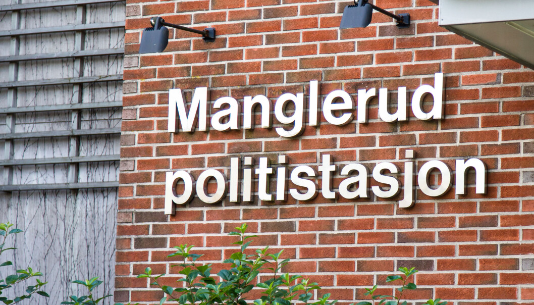 Det er flertall for å stanse sammenslåingen av politistasjonene på Stovner og Manglerud. Det er flertall for å stanse sammenslåingen av politistasjonene på Stovner og Manglerud.