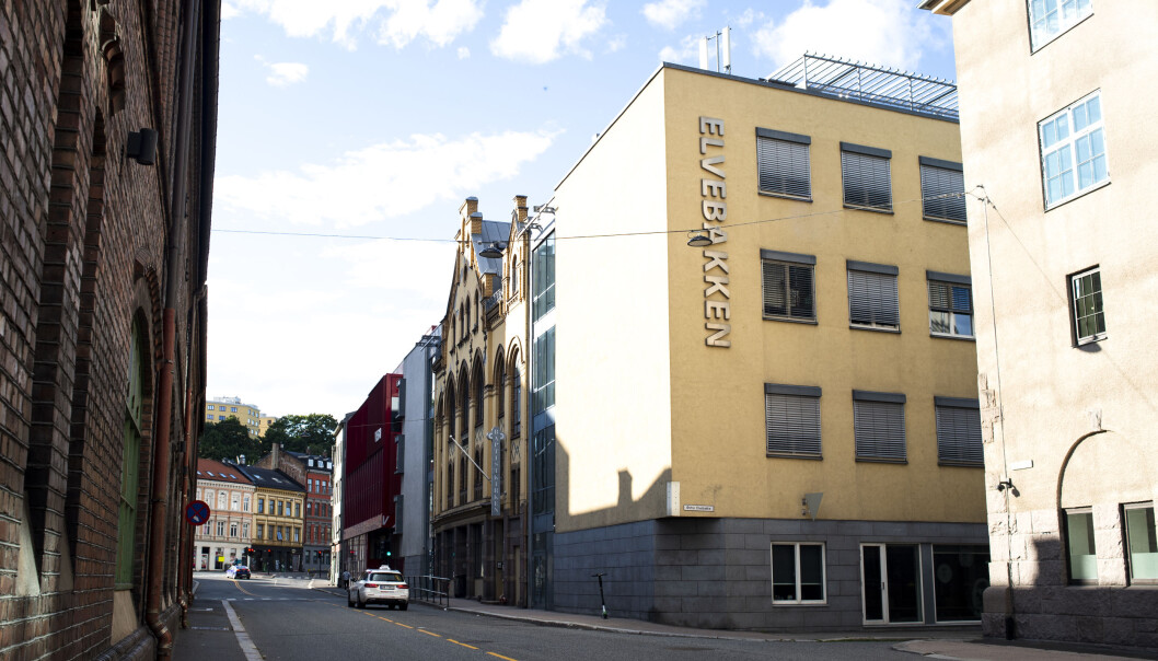 Elvebakken videregående skole er blant de skolene i Oslo som har høyest fullføring blant elevene. Elvebakken videregående skole er blant de skolene i Oslo som har høyest fullføring blant elevene.