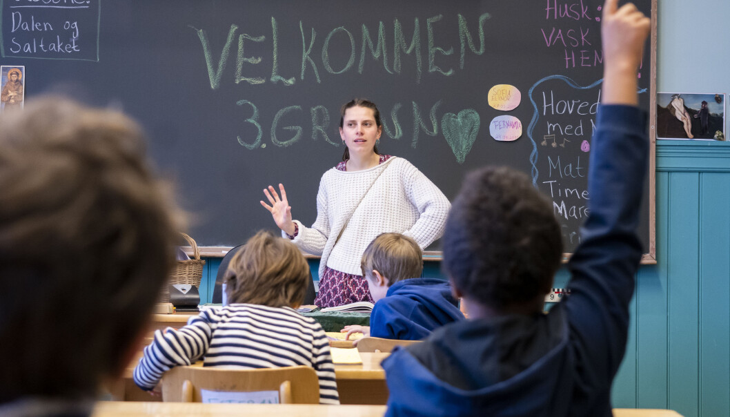 Lærer Maria Gystad er glad for at 3. klasse elevene på Nordstrand Steinerskole er tilbake i klasserommet. Lærer Maria Gystad er glad for at 3. klasse elevene på Nordstrand Steinerskole er tilbake i klasserommet.