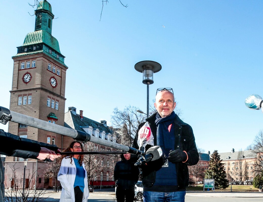 Direktør Bjørn Atle Bjørnbeth frykter koronatrykket vil øke både ved Ullevål og resten av Oslo universitetssykehus i jula.