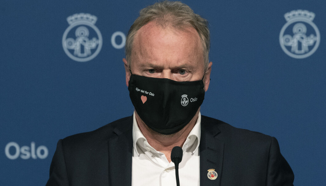 Ifølge byrådsleder Raymond Johansen blir ikke koronatiltakene noe mindre strenge i Oslo fremover. Ifølge byrådsleder Raymond Johansen blir ikke koronatiltakene noe mindre strenge i Oslo fremover.