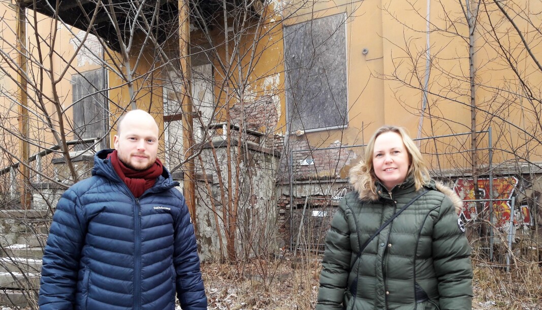 Det er en skam at Oslo behandler sin historie og sine verneverdige hus på denne måten mener Venstres bystyrerepresentant Haakon Riekeles og BU-medlem fra samme parti Anita Wold Det er en skam at Oslo behandler sin historie og sine verneverdige hus på denne måten mener Venstres bystyrerepresentant Haakon Riekeles og BU-medlem fra samme parti Anita Wold