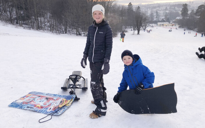 Ida og Jeppe Damsleth Heldaas akte i Carl Kjelsens park på Sogn i helga. Mandag var de i Korketrekkeren. Ida og Jeppe Damsleth Heldaas akte i Carl Kjelsens park på Sogn i helga. Mandag var de i Korketrekkeren.