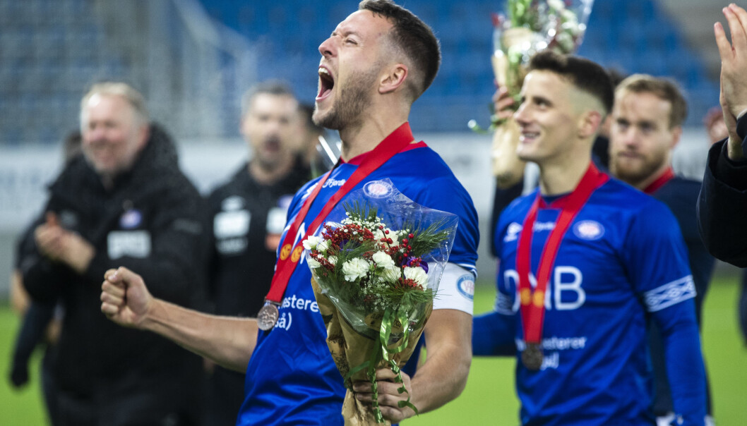 Jonatan Tollås Nation og resten av Vålerenga-spillerne kunne juble for tredjeplass i Eliteserien forrige sesong. Jonatan Tollås Nation og resten av Vålerenga-spillerne kunne juble for tredjeplass i Eliteserien forrige sesong.