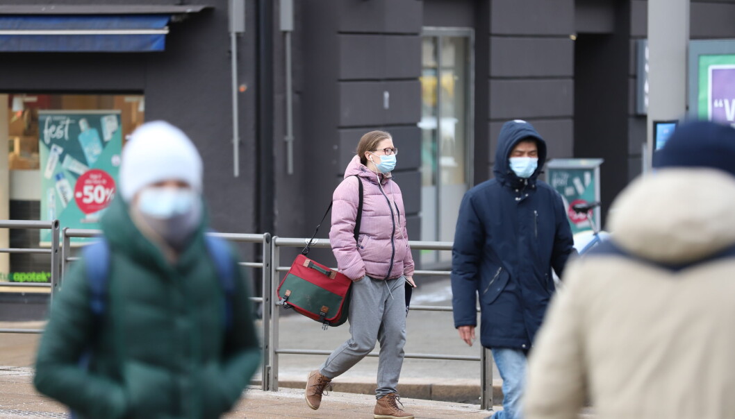 Koronasmitten øker i Oslo og har nå passert 16.000 tilfeller siden pandemien startet i mars i fjor. Koronasmitten øker i Oslo og har nå passert 16.000 tilfeller siden pandemien startet i mars i fjor.