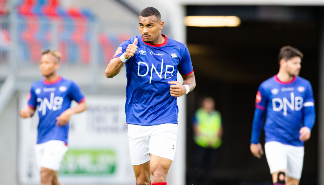 Felipe Carvalho ble raskt Vålerenga-fansens yndling. Men så ble ting litt trøblete da han ikke møtte til sesongstart. Felipe Carvalho ble raskt Vålerenga-fansens yndling. Men så ble ting litt trøblete da han ikke møtte til sesongstart.