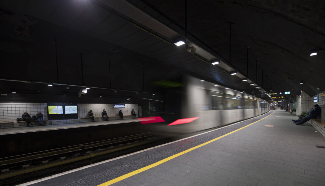Ruter opplyser at det ikke er kjent hvor lenge strekningen vil være stengt. Ruter opplyser at det ikke er kjent hvor lenge strekningen vil være stengt.