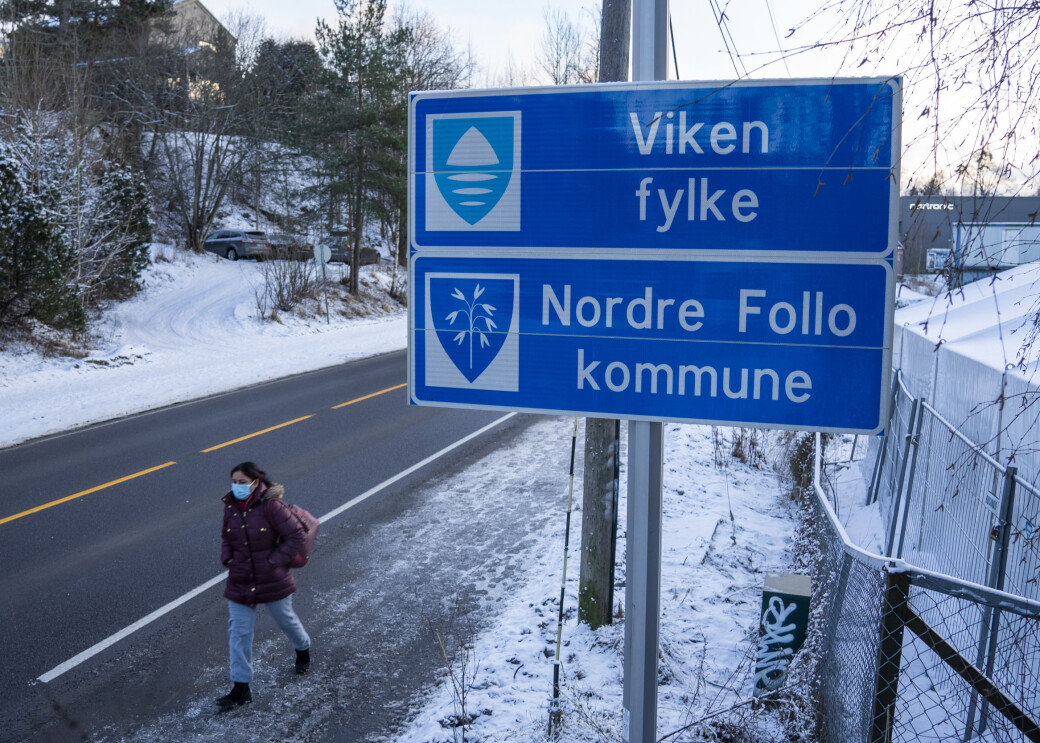 Store deler av Oslo-regionen er nedstengt etter smitteutbruddet i Nordre Follo. Det muterte koronaviruset som først ble påvist i Storbritannia kan ha spredt seg i flere uker. Store deler av Oslo-regionen er nedstengt etter smitteutbruddet i Nordre Follo. Det muterte koronaviruset som først ble påvist i Storbritannia kan ha spredt seg i flere uker.