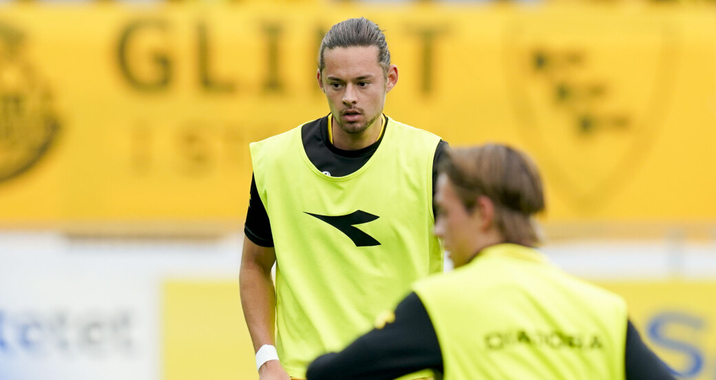 — Amor Layouni har en enorm kraft, er hurtig og passer perfekt inn som kantspiller i vårt 4-3-3-system, sier VIF-trener Dag-Eilev Fagermo. — Amor Layouni har en enorm kraft, er hurtig og passer perfekt inn som kantspiller i vårt 4-3-3-system, sier VIF-trener Dag-Eilev Fagermo.