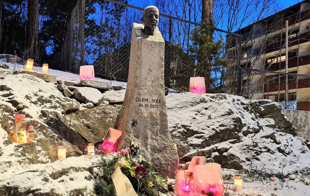 Slik så det ut ved minnesmerket for Benjamin Hermansen, 20 år etter at han ble drept av høyreekstreme. Slik så det ut ved minnesmerket for Benjamin Hermansen, 20 år etter at han ble drept av høyreekstreme.