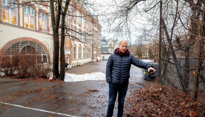 Venstres representnt i bystyrets byuviklingsutvalg, Håkon Riekels, frykter det grønne preget rundt erverdige Hartvig Nissen vil forsvinne under ombyggingen. Venstres representnt i bystyrets byuviklingsutvalg, Håkon Riekels, frykter det grønne preget rundt erverdige Hartvig Nissen vil forsvinne under ombyggingen.