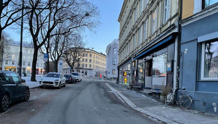 På Aleksander Kiellands plass, i Darres gate 1, ligger den hyggelig ølbaren Pauls boutique. På Aleksander Kiellands plass, i Darres gate 1, ligger den hyggelig ølbaren Pauls boutique.