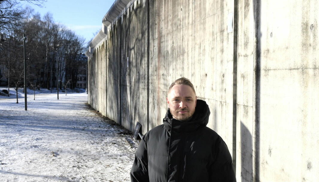 Lokalpolitiker Tom Kristian Berger (MDG) mener Oslo fengsel må flyttes fra dagens tomt i Åkebergveien på Grønland.