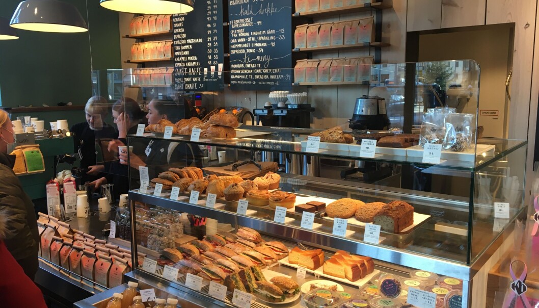 Ikke bare kaffe, også flust av bakevarer inne på Kaffebrenneriet. Ikke bare kaffe, også flust av bakevarer inne på Kaffebrenneriet.