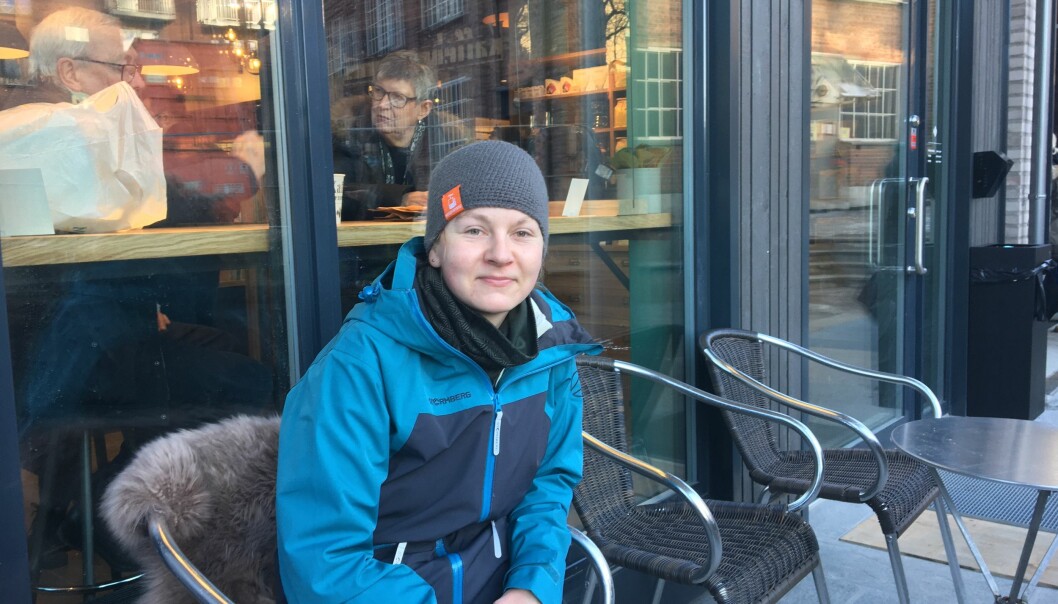 Heidi Gustavson er glad for å få et sted lokalt hvor hun kan kjøpe kaffe og bakevarer.