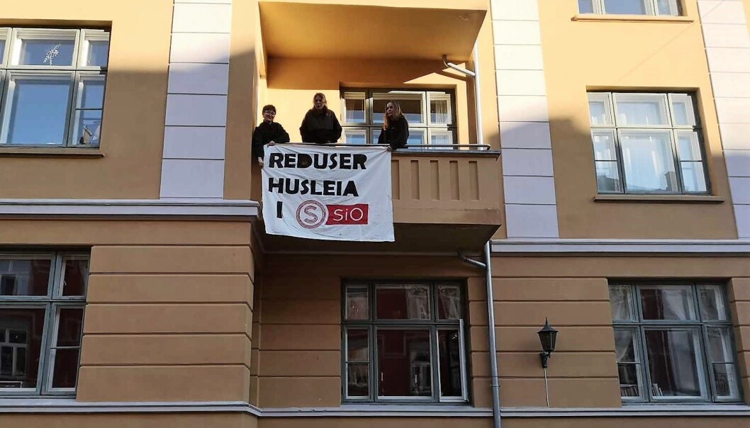 Slik markerer studentene misnøyen med leieprisene fra studenthuset. Slik markerer studentene misnøyen med leieprisene fra studenthuset.
