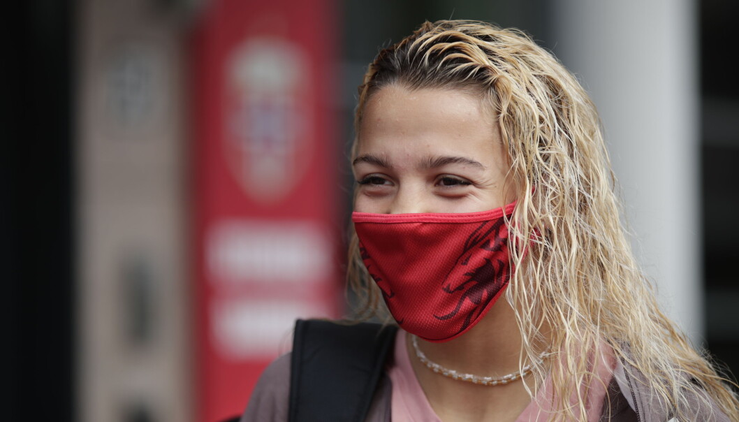 Celin Bizet Ildhusøy og resten av Vålerenga fikk en kjedelig avslutning på dagen etter tapet for Brøndby. Celin Bizet Ildhusøy og resten av Vålerenga fikk en kjedelig avslutning på dagen etter tapet for Brøndby.