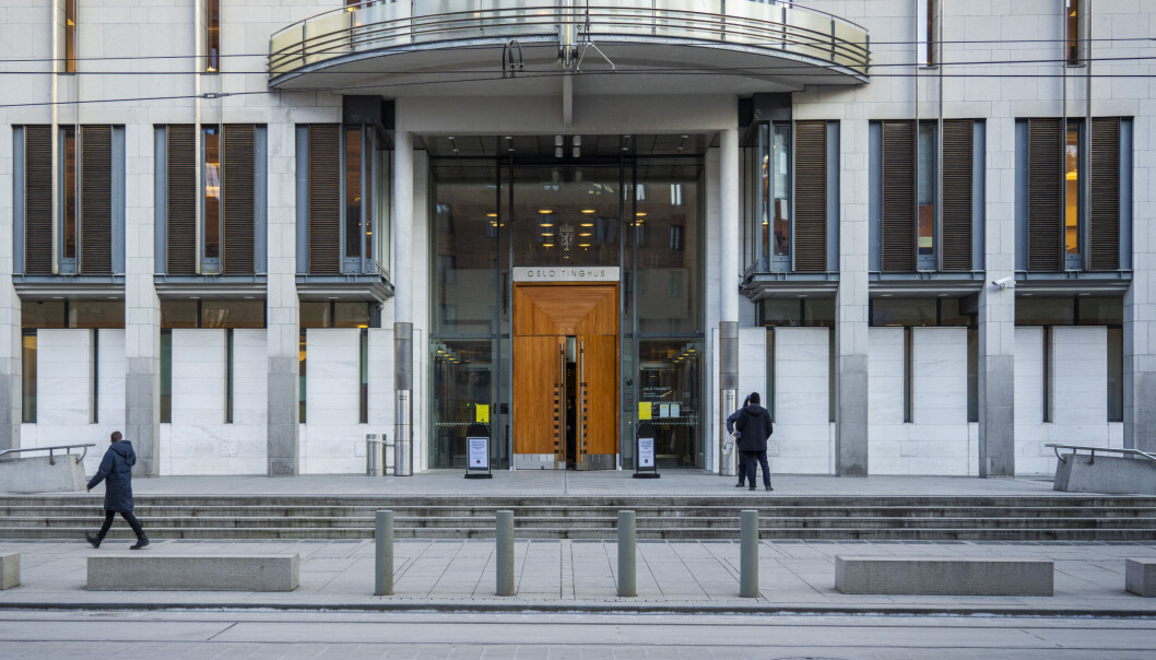 Barnevernstjenesten i bydelen Alna i Oslo får krass kritikk av Oslo tingrett etter å ha holdt to barn atskilt fra foreldrene i flere år. Barnevernstjenesten i bydelen Alna i Oslo får krass kritikk av Oslo tingrett etter å ha holdt to barn atskilt fra foreldrene i flere år.
