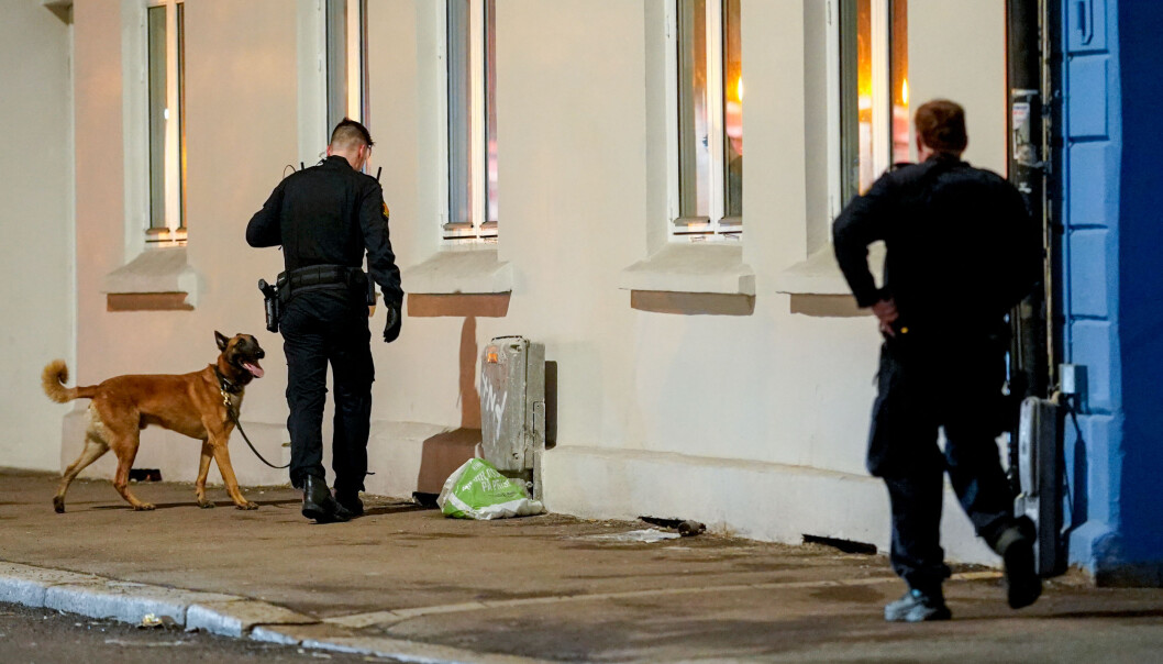 Funn på stedet tyder på at det er brukt skytevåpen ved Hersleb videregående skole natt til lørdag. Funn på stedet tyder på at det er brukt skytevåpen ved Hersleb videregående skole natt til lørdag.