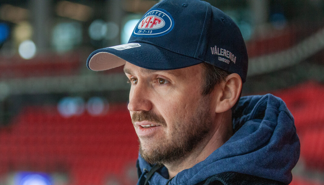 Frikk Juell i Vålerenga hockey håper i likhet med spillergruppa på mer Fjordkraftliga og et NM-sluttspill. Frikk Juell i Vålerenga hockey håper i likhet med spillergruppa på mer Fjordkraftliga og et NM-sluttspill.