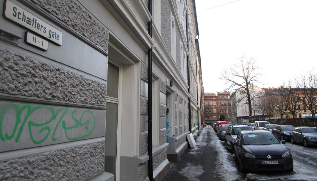 Politiet rykket ut til Schæffersgate på Grünerløkka og fant fire ungdommer på badet i en uferdig leilighet. To var i besittelse av narkotika. Politiet rykket ut til Schæffersgate på Grünerløkka og fant fire ungdommer på badet i en uferdig leilighet. To var i besittelse av narkotika.