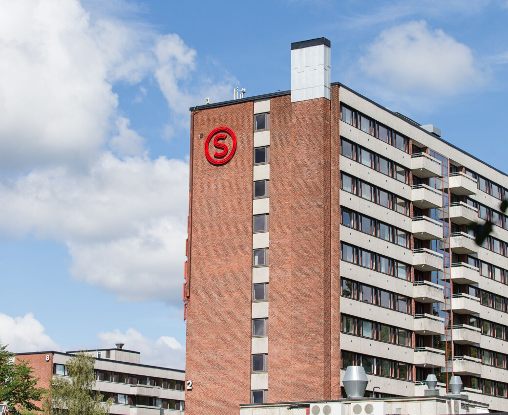 — Vi er veldig glade for at det legges til rette for regelmessig testing av studentene på Kringsjå, sier assisterende helsedirektør Espen Rostrup Nakstad. — Vi er veldig glade for at det legges til rette for regelmessig testing av studentene på Kringsjå, sier assisterende helsedirektør Espen Rostrup Nakstad.