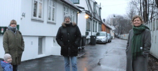Beslutningen om framtida til husene på Hylla i Kværnerdalen utsettes en uke. — Det nytter å protestere, sier naboene Beslutningen om framtida til husene på Hylla i Kværnerdalen utsettes en uke. — Det nytter å protestere, sier naboene
