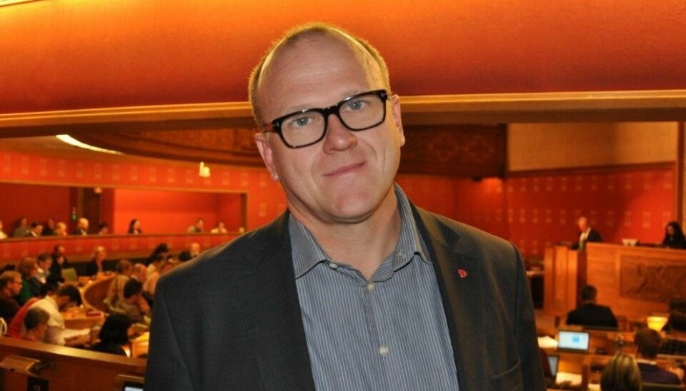 Frode Jacobsen i Oslos bystyresal før korona. Den mangeårige oslopolitikeren er også partiets gruppeleder i bystyret.