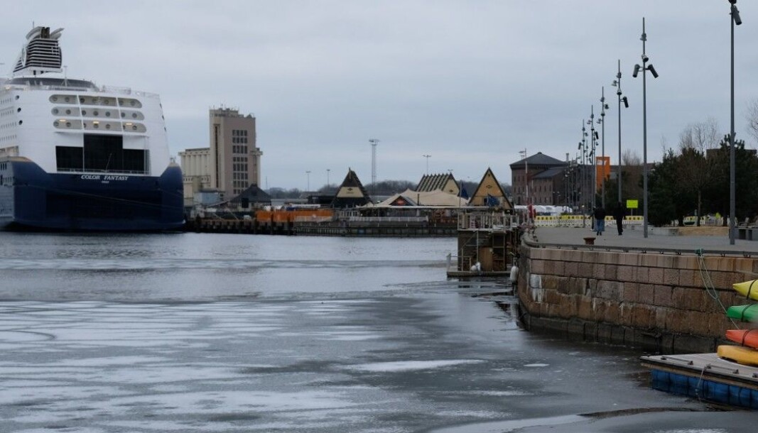 Oslo Havn KF mottar en betydelig sum i støtte fra Enova, som aktivt jobber for omstilling til et lavutslippssamfunn. Oslo Havn KF mottar en betydelig sum i støtte fra Enova, som aktivt jobber for omstilling til et lavutslippssamfunn.