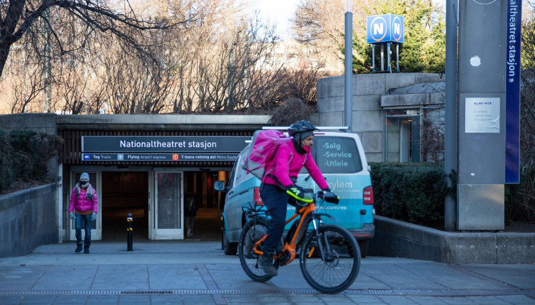 I påsken blir det stille på Nationaltheatret T-banestasjon. T-banen i sentrum blir stengt for vedlikehold. I påsken blir det stille på Nationaltheatret T-banestasjon. T-banen i sentrum blir stengt for vedlikehold.