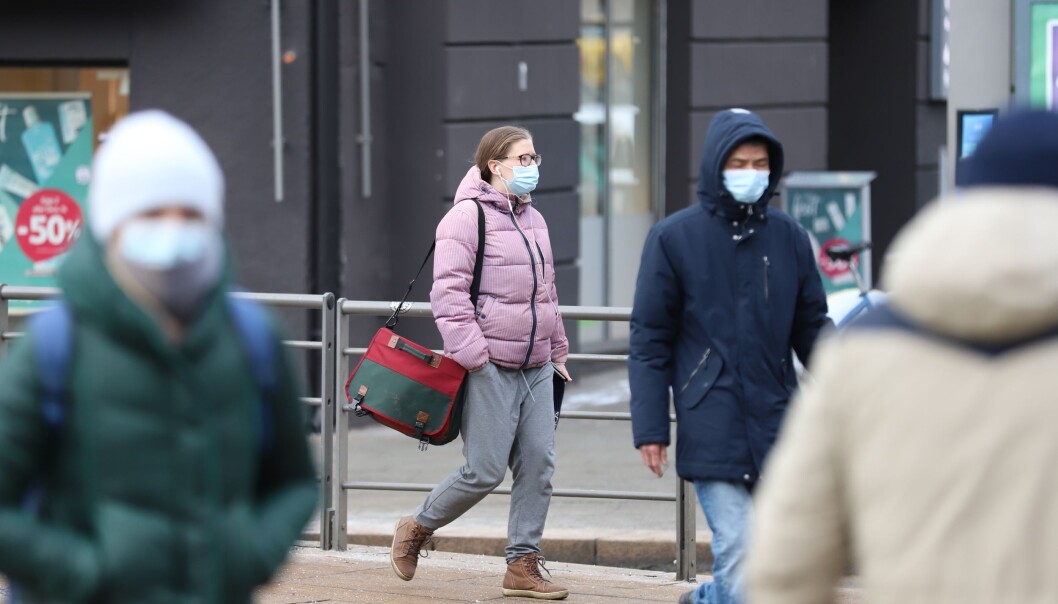 — Den bydelen med høyest andel positive per testet er Stovner hvor 9.9 prosent er positive, sier helsebyråd Robert Steen (Ap). — Den bydelen med høyest andel positive per testet er Stovner hvor 9.9 prosent er positive, sier helsebyråd Robert Steen (Ap).