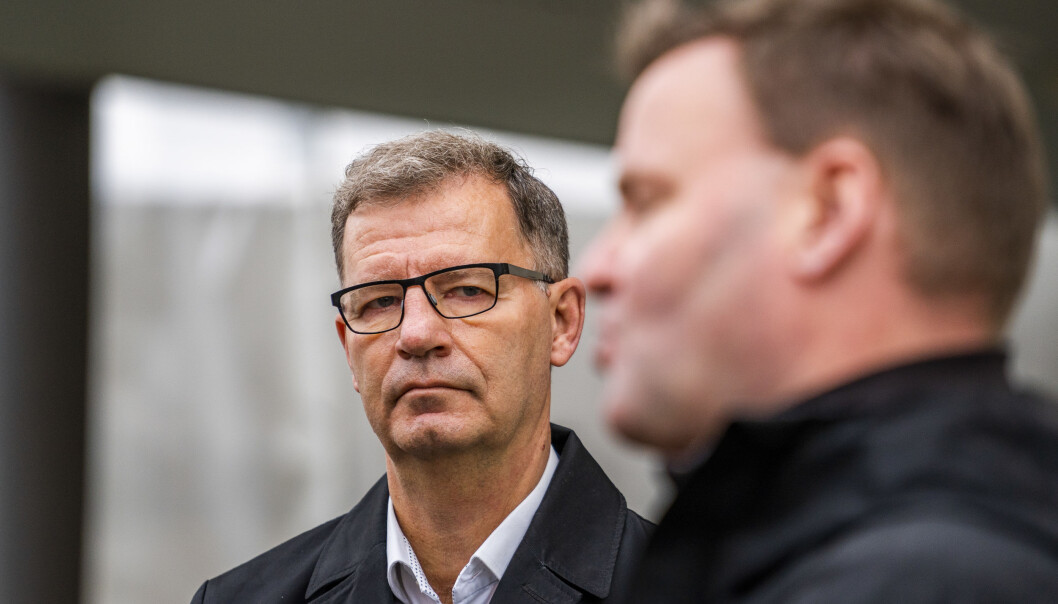 Helsebyråd Robert Steen (Ap) og assisterende helsedirektør Espen Rostrup Nakstad (til h.) under utprøving av hurtigtester for korona før jul i fjor. Helsebyråd Robert Steen (Ap) og assisterende helsedirektør Espen Rostrup Nakstad (til h.) under utprøving av hurtigtester for korona før jul i fjor.