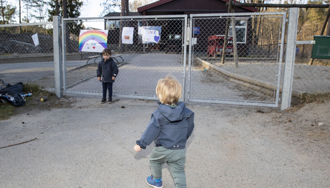 Langmyrgrenda Barnehage på Korsvoll åpner ikke igjen som vanlig rett over påske. Her: Håkon og Emil. Langmyrgrenda Barnehage på Korsvoll åpner ikke igjen som vanlig rett over påske. Her: Håkon og Emil.