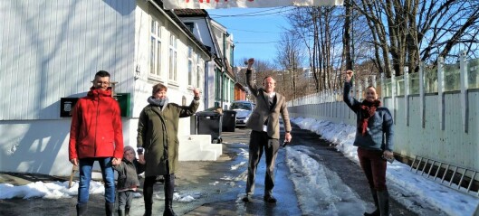 Lokalmiljøet på Vålerenga etter tog-vedtaket: — Vi er veldig glad og lettet