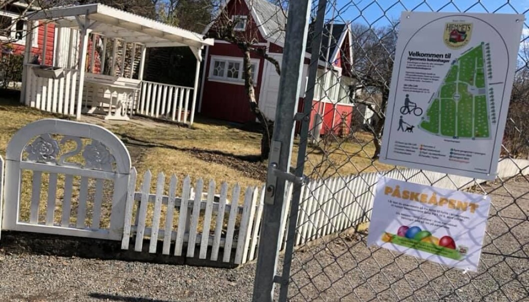 Kart og velkomstplakat møter besøkende i Hjemmets kolonihaer på Sagene denne påsken. Kart og velkomstplakat møter besøkende i Hjemmets kolonihaer på Sagene denne påsken.
