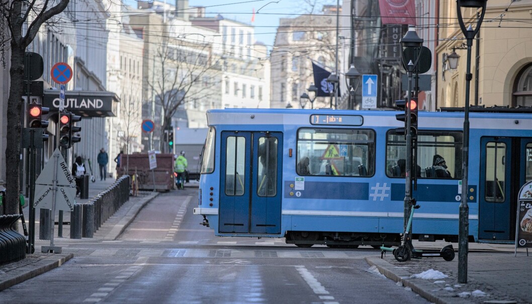 Trikken fortsetter å gå selv om busser skulle bli innstilt ved en eventuell streik fra og med søndag morgen. Trikken fortsetter å gå selv om busser skulle bli innstilt ved en eventuell streik fra og med søndag morgen.