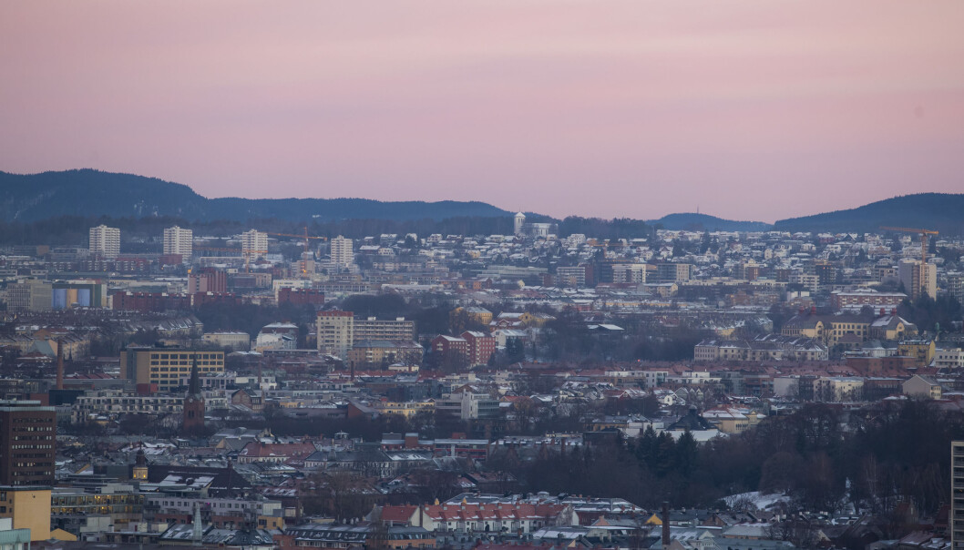 Denne utsikten kan du igjen få oppleve fra Ekebergrestauranten, når den åpner igjen på tross av skjenkeforbudet. Herfra kan du se deler av Grønland, Grünerløkka, Torshov, og Grefsen. Foto: Håkon Mosvold Larsen / NTB Denne utsikten kan du igjen få oppleve fra Ekebergrestauranten, når den åpner igjen på tross av skjenkeforbudet. Herfra kan du se deler av Grønland, Grünerløkka, Torshov, og Grefsen. Foto: Håkon Mosvold Larsen / NTB