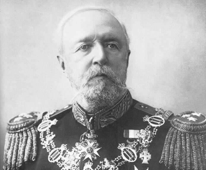 Kong Oscar II abdiserte som Norges konge ved unionsoppløsningen med Sverige i 1905 Kong Oscar II abdiserte som Norges konge ved unionsoppløsningen med Sverige i 1905